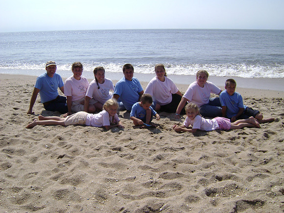 2007 (28)