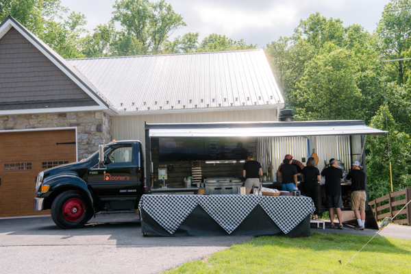 Nooner's Pizza Truck from Lancaster PA at fawn hollow acres