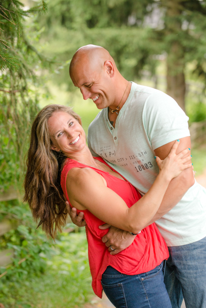 J and D studio couple photo outdoor with blurry background Harrisburg, PA
